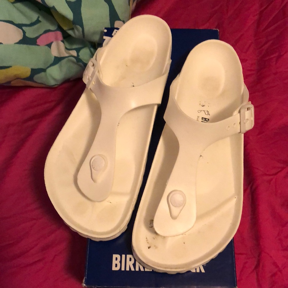 White Gizeh Birkenstock